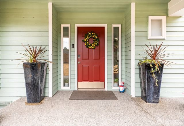 1517 SE Camano Drive, Camano Island, WA 98282