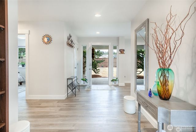1517 SE Camano Drive, Camano Island, WA 98282