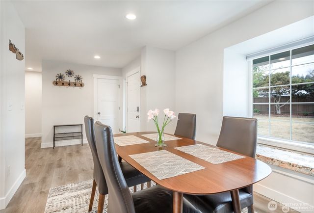 1517 SE Camano Drive, Camano Island, WA 98282