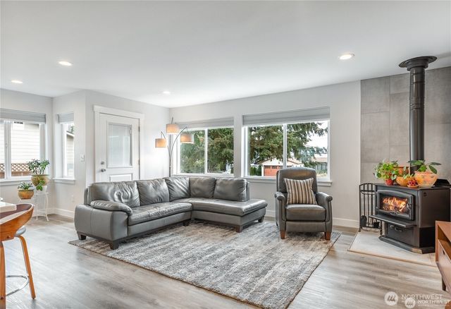 1517 SE Camano Drive, Camano Island, WA 98282