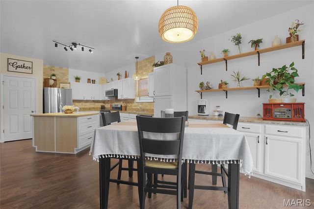 541 Wilmer Hollow Lane, Wentzville, MO 63385