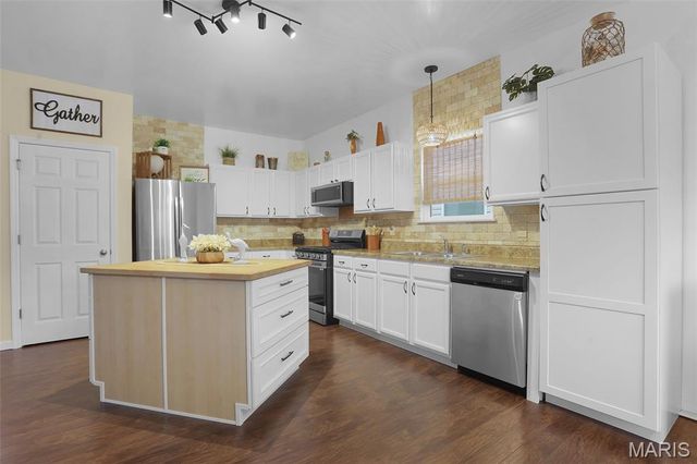 541 Wilmer Hollow Lane, Wentzville, MO 63385