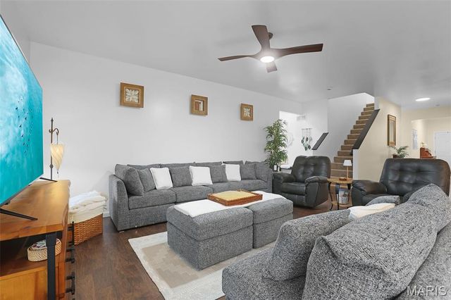 541 Wilmer Hollow Lane, Wentzville, MO 63385