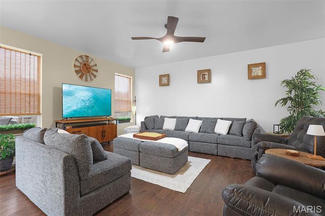 541 Wilmer Hollow Lane, Wentzville, MO 63385