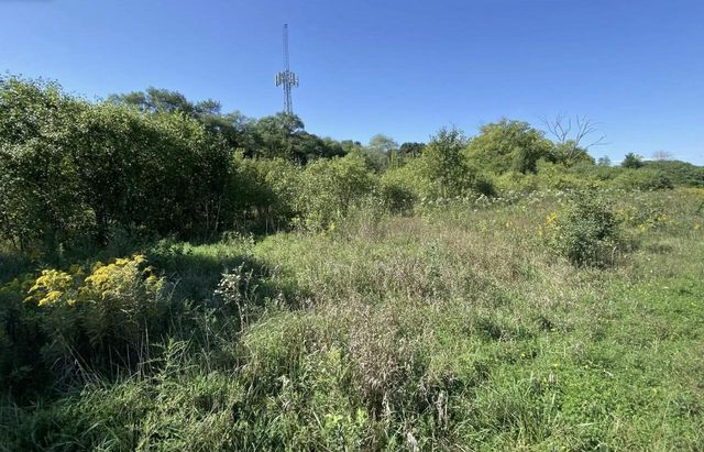 8747 N 76TH PLACE, Milwaukee, WI 53223
