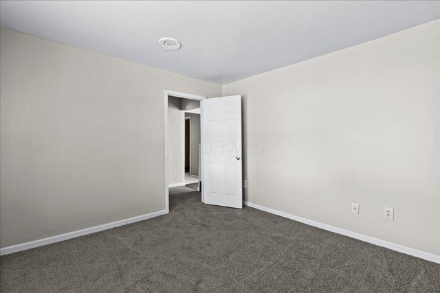 359 N Sylvan Avenue, Columbus, OH 43204