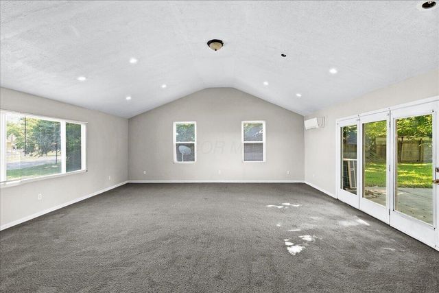 359 N Sylvan Avenue, Columbus, OH 43204