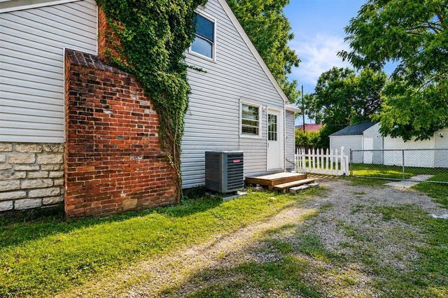 359 N Sylvan Avenue, Columbus, OH 43204