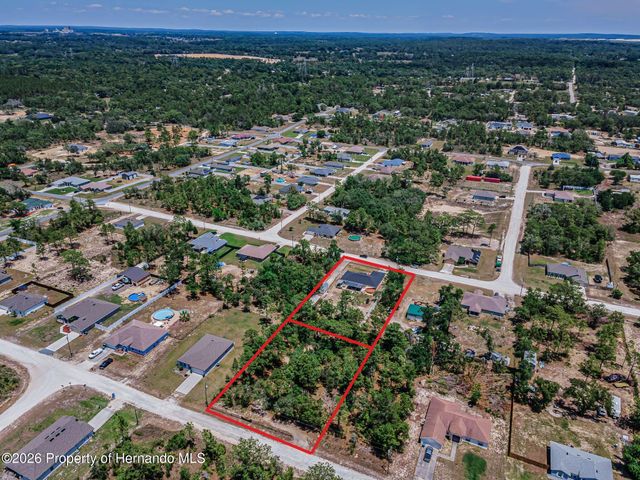 12123 Fulmar Road, Weeki Wachee, FL 34614