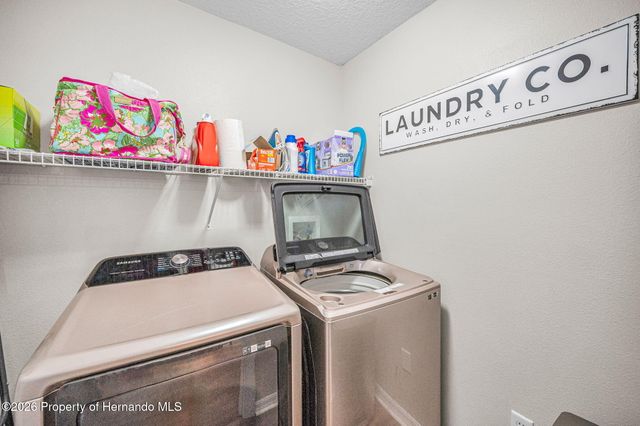 12123 Fulmar Road, Weeki Wachee, FL 34614