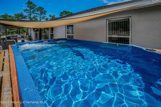 12123 Fulmar Road, Weeki Wachee, FL 34614