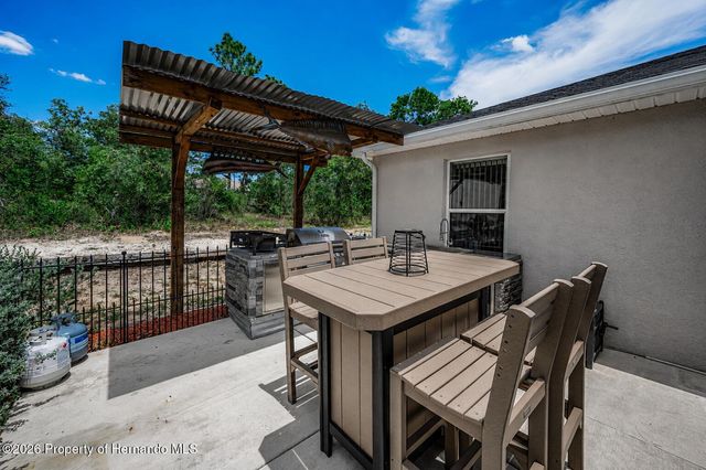 12123 Fulmar Road, Weeki Wachee, FL 34614