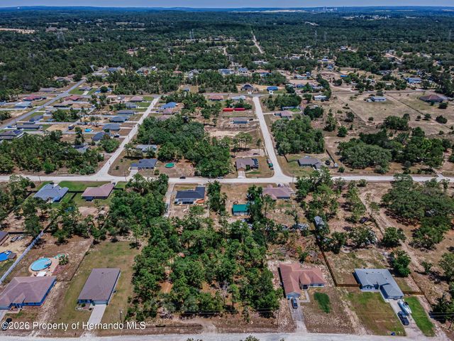 12123 Fulmar Road, Weeki Wachee, FL 34614