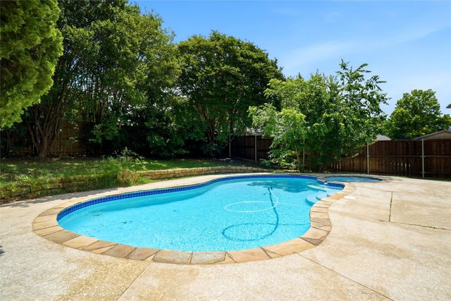 5308 Summerfields Drive, Flower Mound, TX 75028
