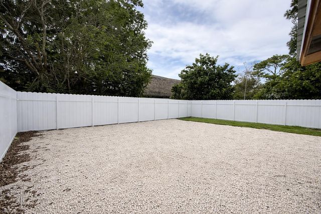 2785 Reo Lane 1, Palm Springs, FL 33461