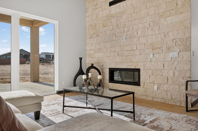 1425 6th Street SE, Rio Rancho, NM 87124