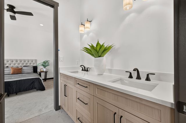 1425 6th Street SE, Rio Rancho, NM 87124