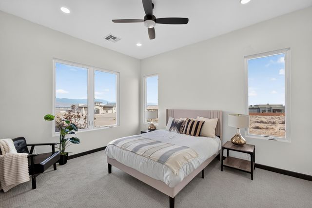 1425 6th Street SE, Rio Rancho, NM 87124