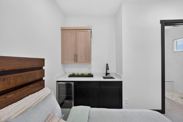 1425 6th Street SE, Rio Rancho, NM 87124