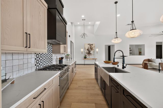 1425 6th Street SE, Rio Rancho, NM 87124