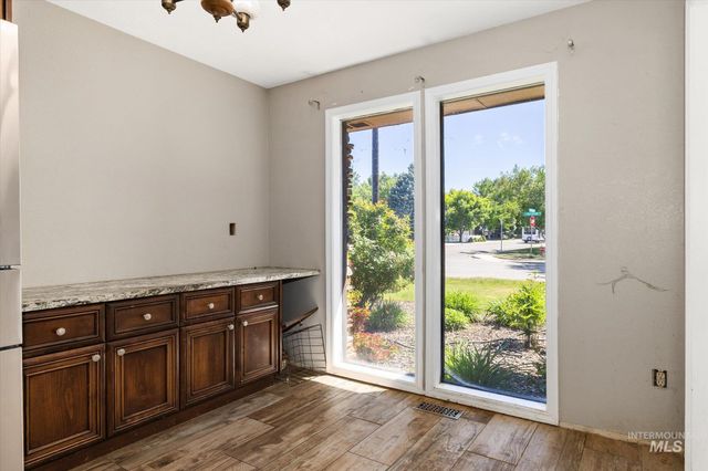 3829 S Constitution Way, Boise, ID 83706