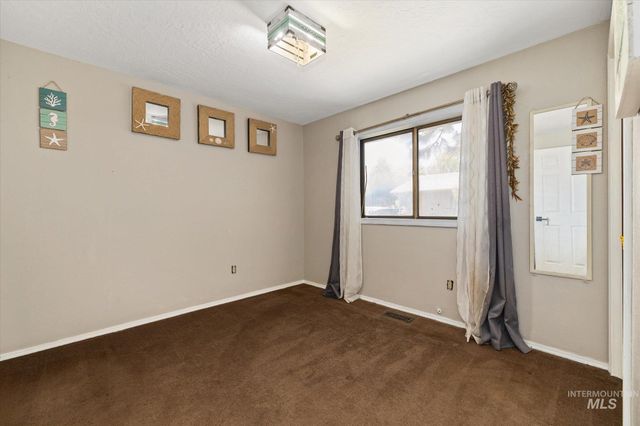 3829 S Constitution Way, Boise, ID 83706