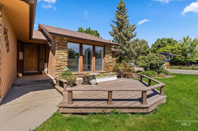 3829 S Constitution Way, Boise, ID 83706