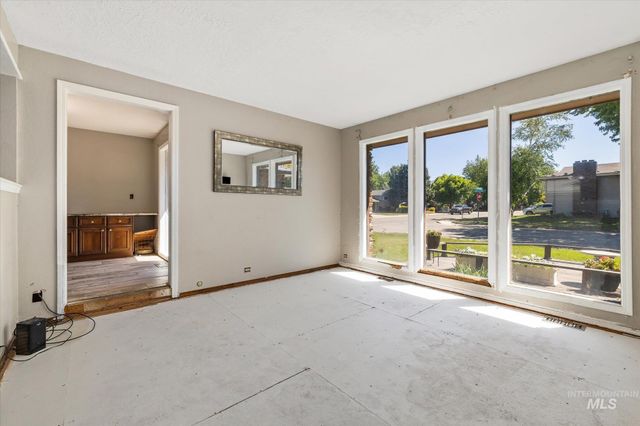 3829 S Constitution Way, Boise, ID 83706