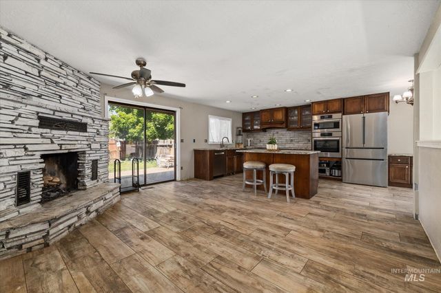3829 S Constitution Way, Boise, ID 83706