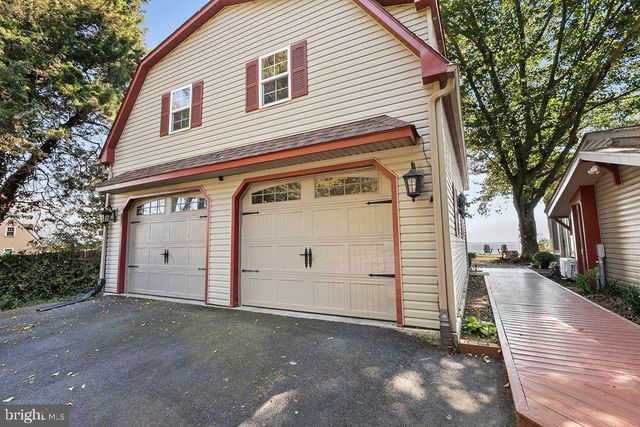 1348 CARPENTERS POINT RD, Perryville, MD 21903