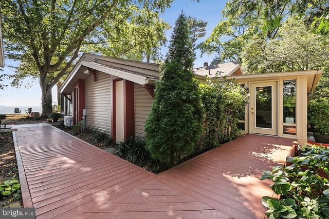 1348 CARPENTERS POINT RD, Perryville, MD 21903