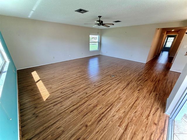 7302 9TH AVENUE W 7302, Bradenton, FL 34209