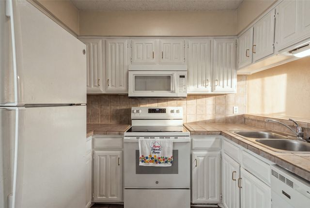 895 Dublin Drive 4, Richardson, TX 75080