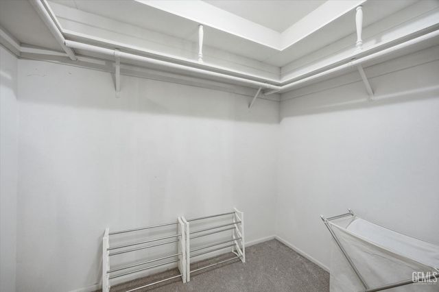 6048 River Grove Street, Bakersfield, CA 93308