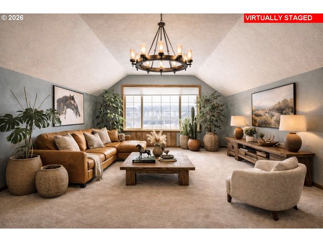 1088 S SYCAMORE St, Canby, OR 97013