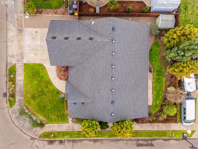 1088 S SYCAMORE St, Canby, OR 97013