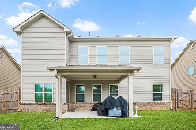 3748 Southfield Court, Loganville, GA 30052