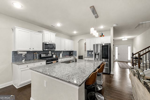 3748 Southfield Court, Loganville, GA 30052