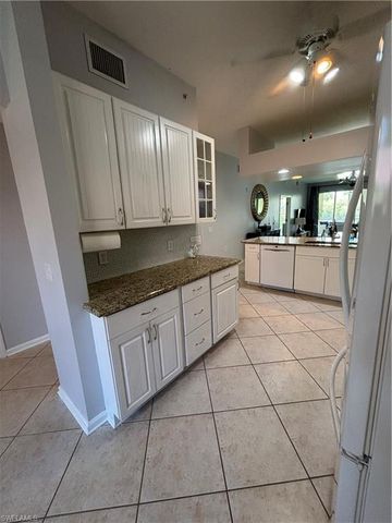 6820 Beach Resort DR 11, Naples, FL 34114