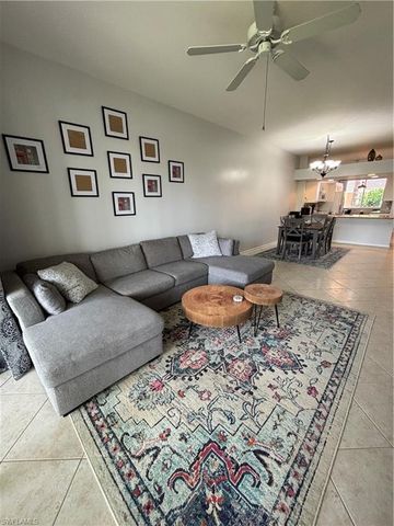 6820 Beach Resort DR 11, Naples, FL 34114