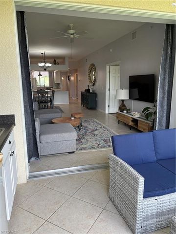 6820 Beach Resort DR 11, Naples, FL 34114