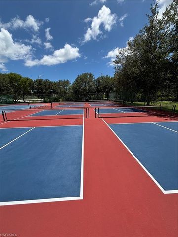 6820 Beach Resort DR 11, Naples, FL 34114