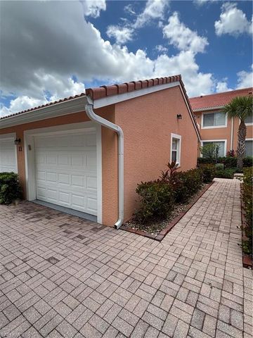6820 Beach Resort DR 11, Naples, FL 34114