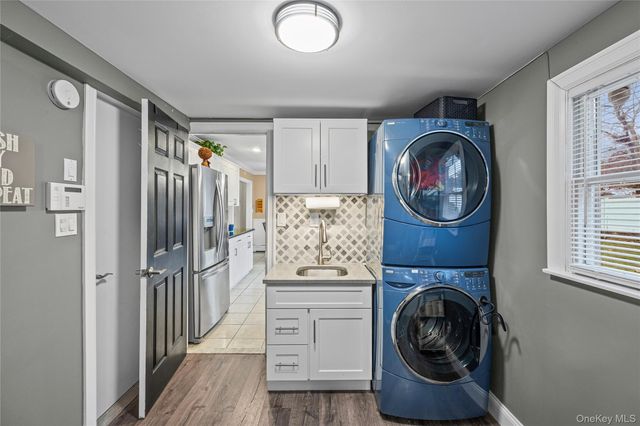 42 Tulip Grove Drive, Lake Grove, NY 11755