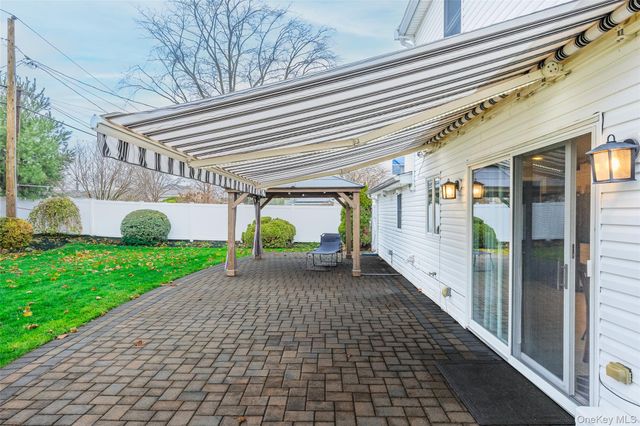 42 Tulip Grove Drive, Lake Grove, NY 11755