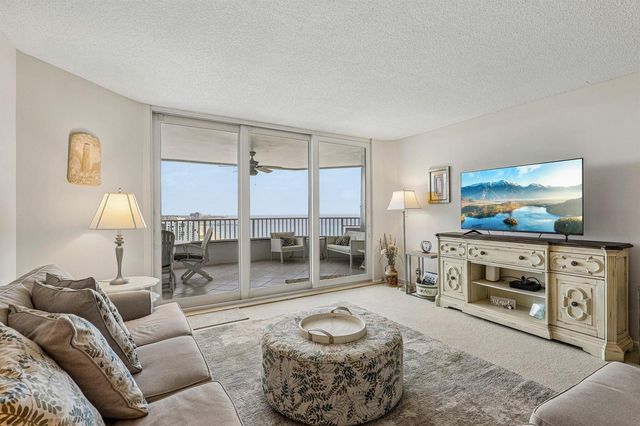 1340 S Ocean Boulevard 2303, Pompano Beach, FL 33062