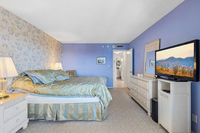 1340 S Ocean Boulevard 2303, Pompano Beach, FL 33062