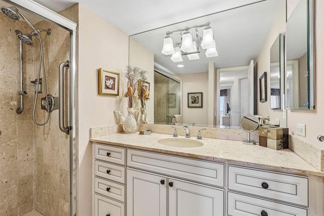 1340 S Ocean Boulevard 2303, Pompano Beach, FL 33062