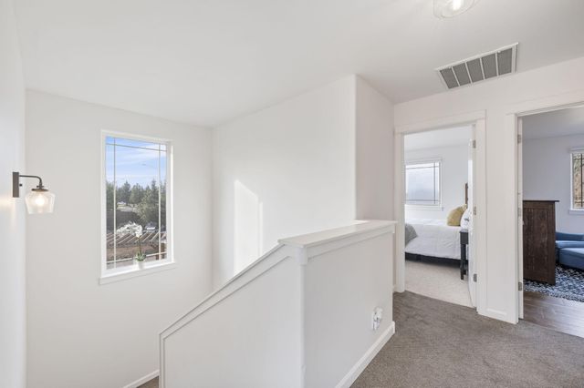 63103 Watercress Way, Bend, OR 97701