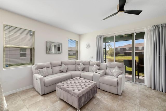 6593 SERENITY FALLS LN, Sarasota, FL 34240